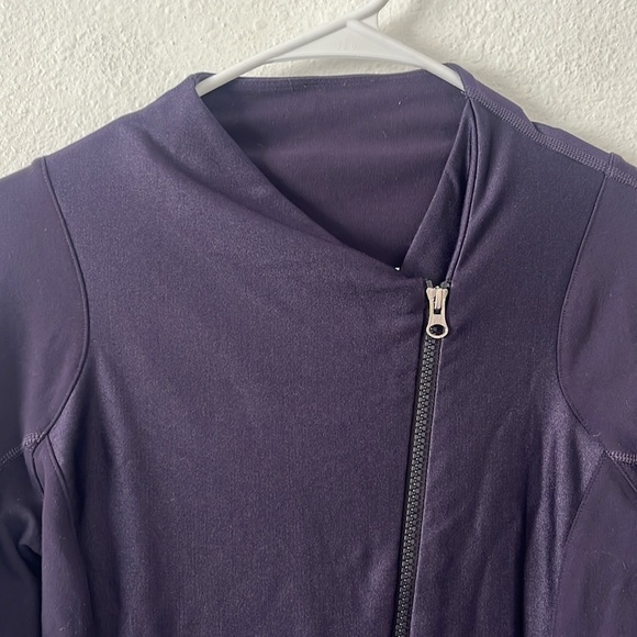 Lululemon Emerge Renewed Jacket Black Grape Zip Up Size 6 - Picture 3 of 9